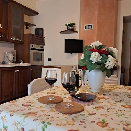 Roses House Daire Porto San Giorgio Dış mekan fotoğraf